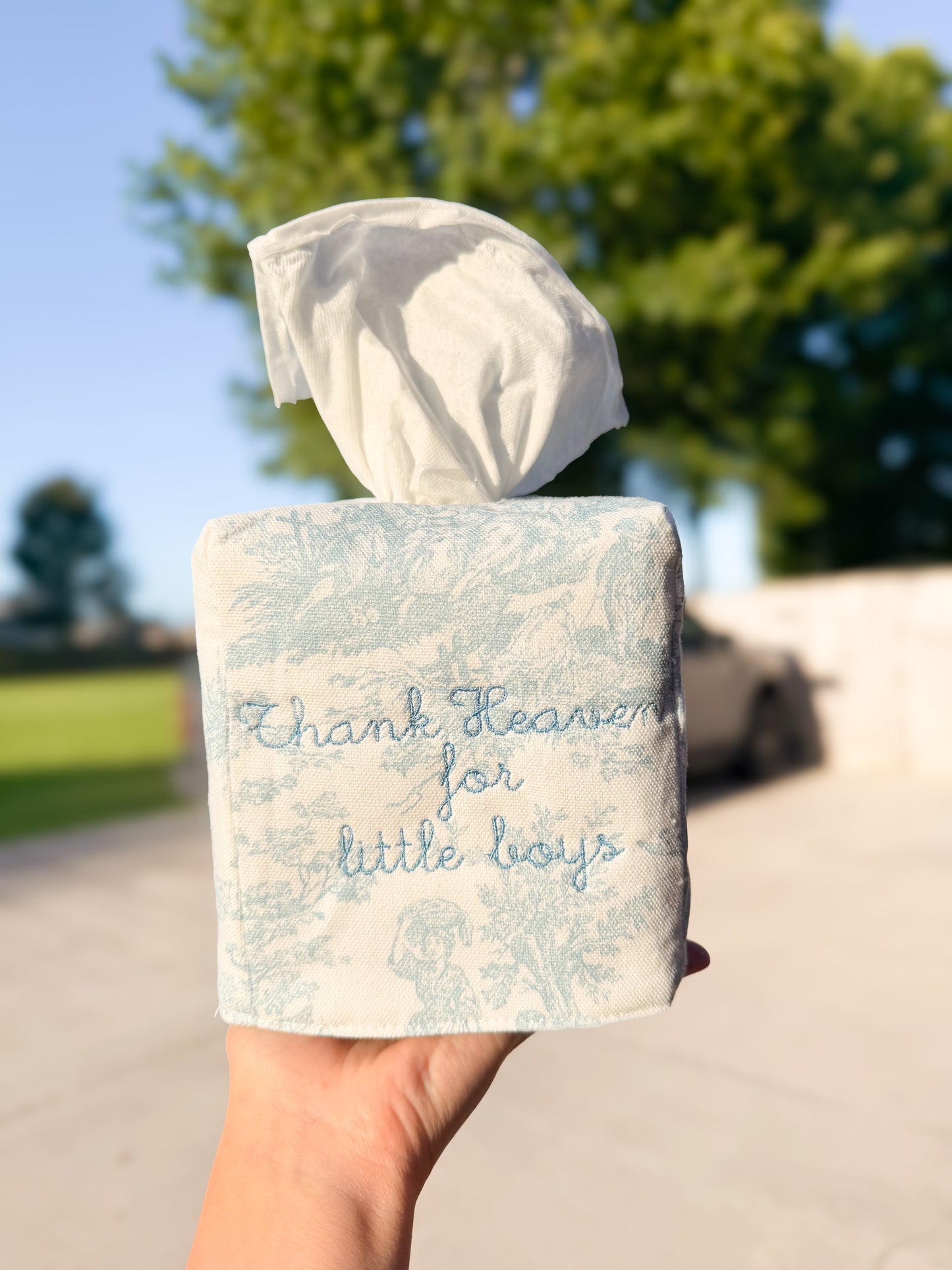 Tissue box cover