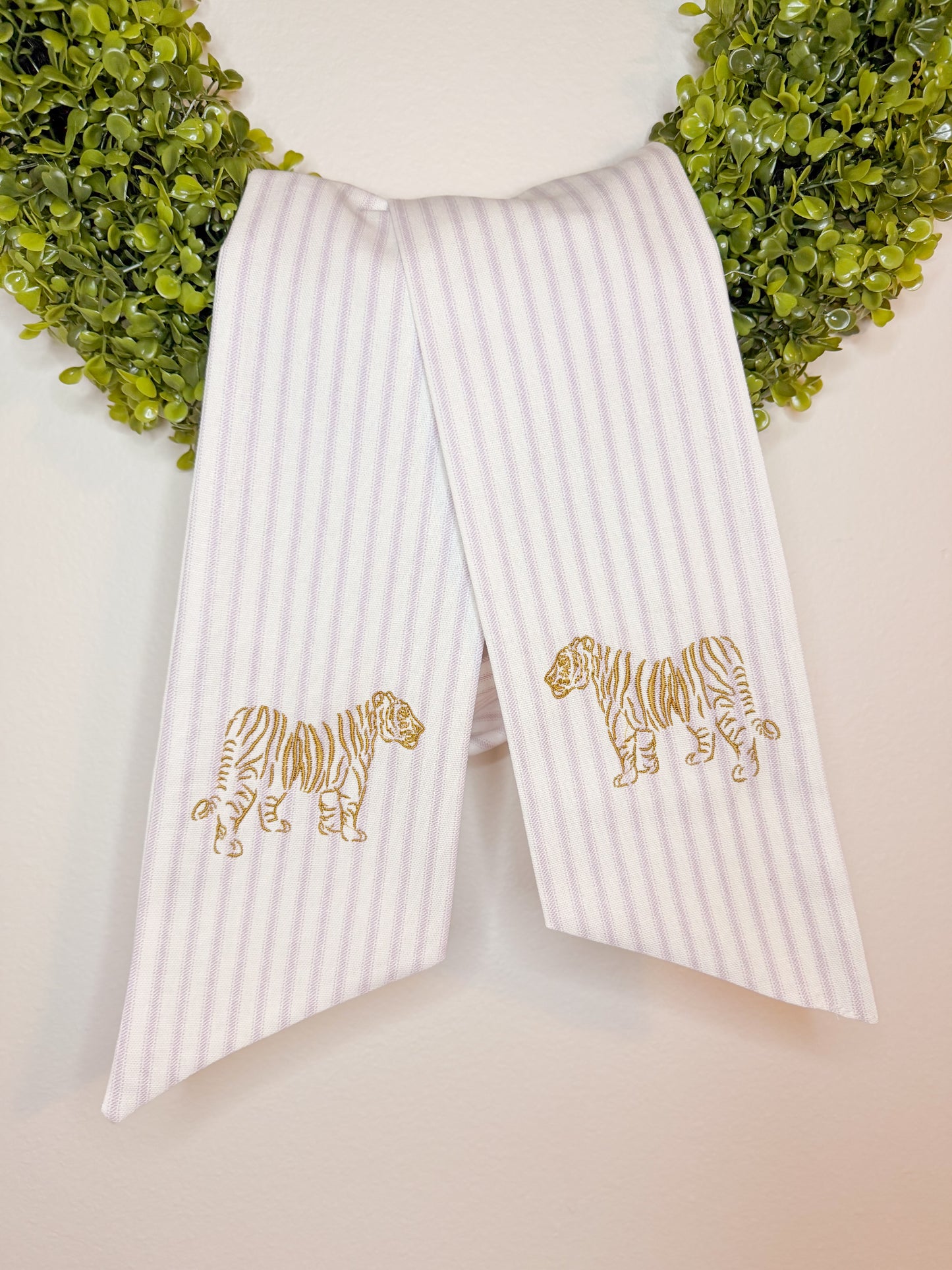 LSU wreath sash